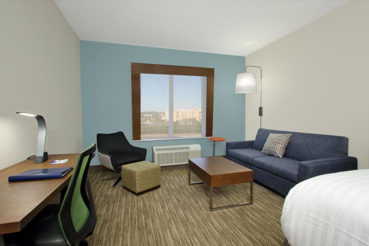 Holiday Inn Express & Suites Columbus North By Ihg Exteriér fotografie