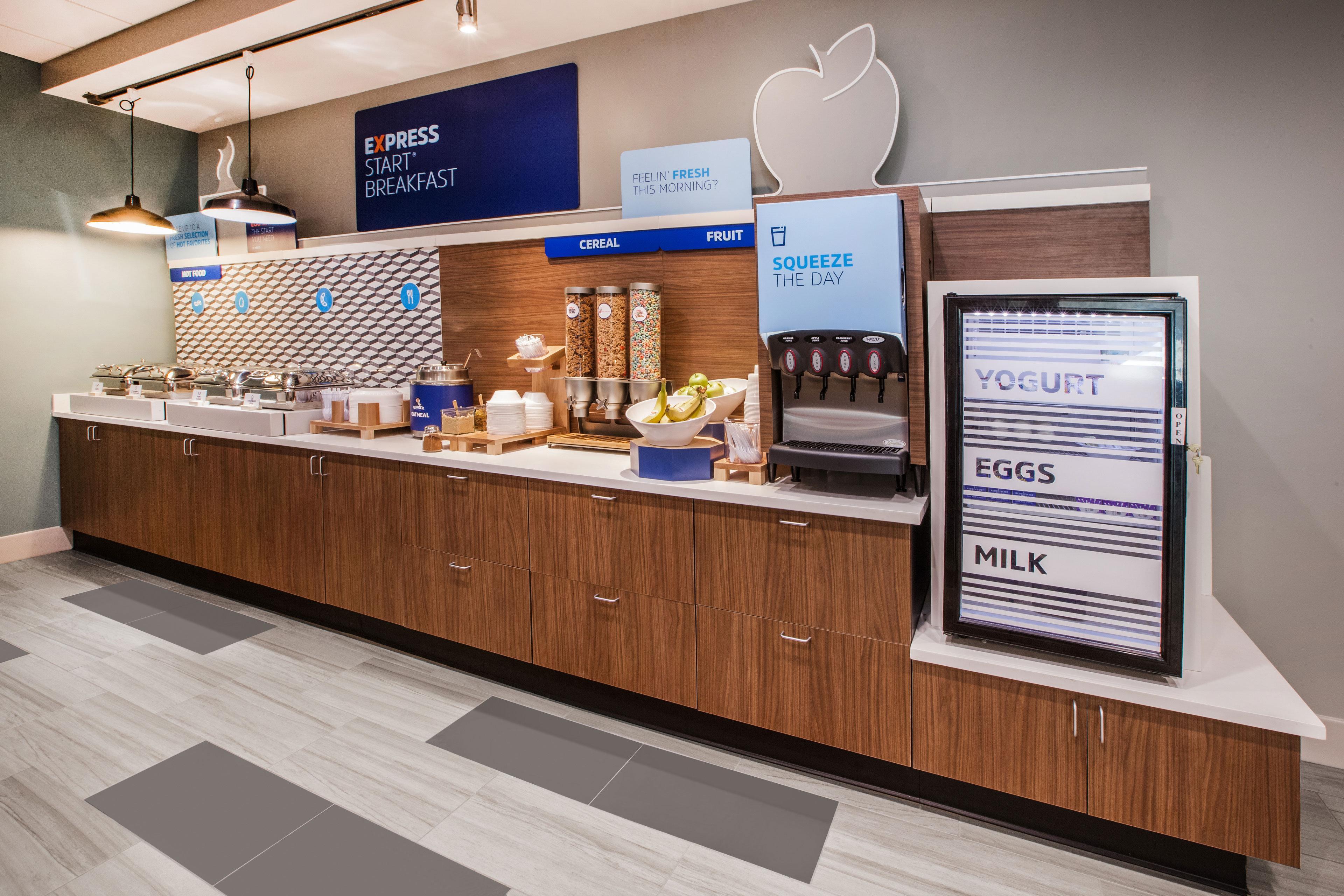 Holiday Inn Express & Suites Columbus North By Ihg Exteriér fotografie