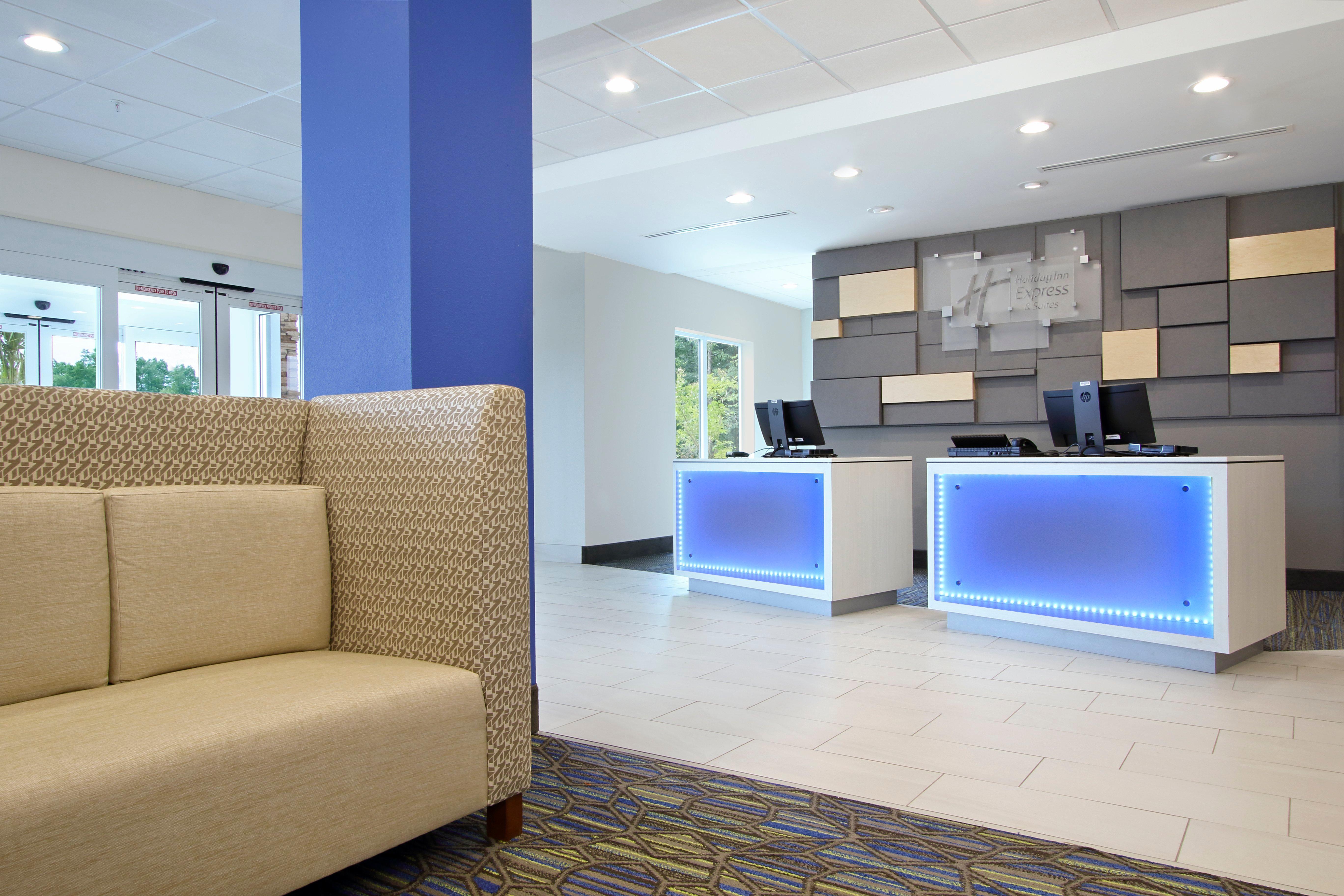 Holiday Inn Express & Suites Columbus North By Ihg Exteriér fotografie