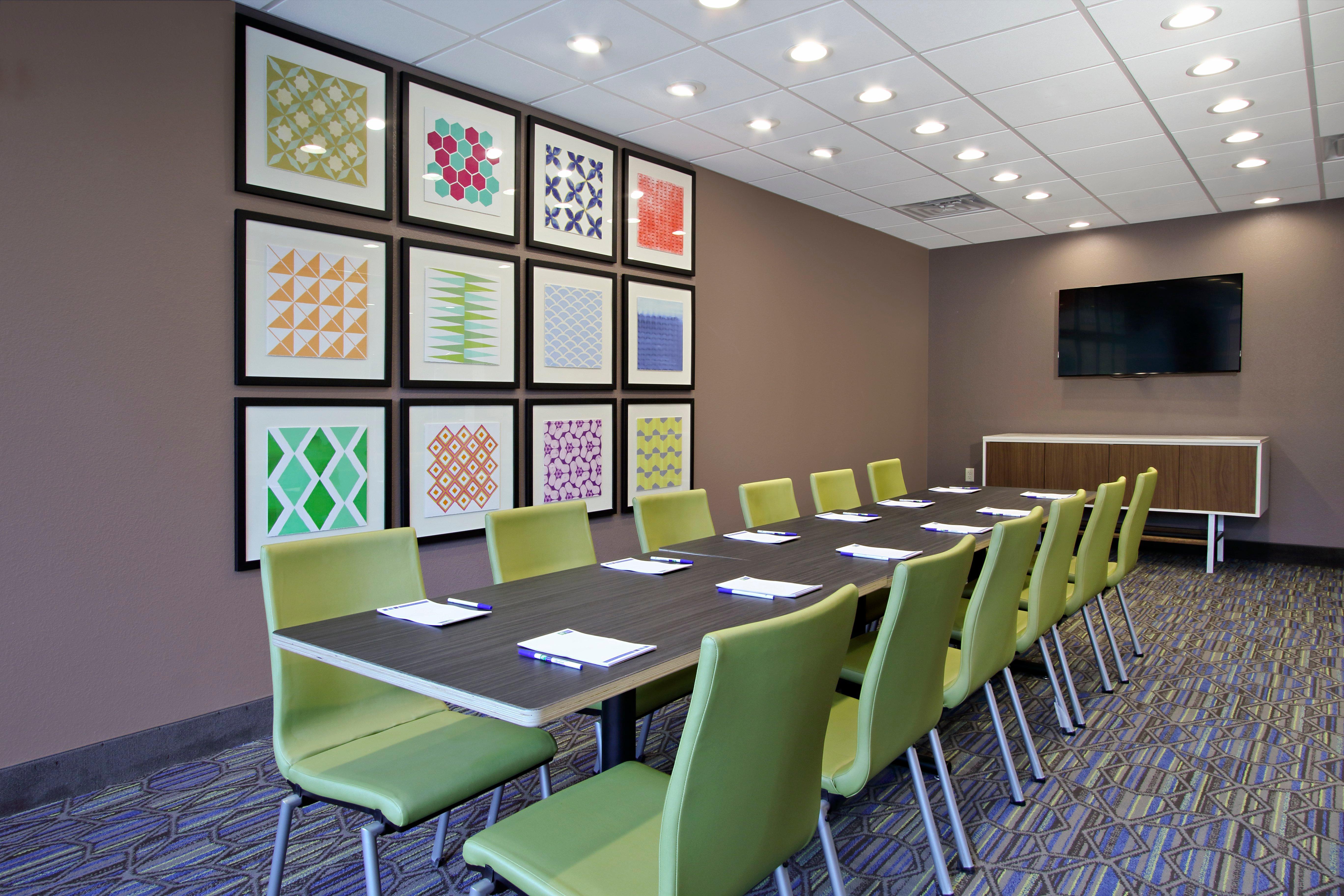 Holiday Inn Express & Suites Columbus North By Ihg Exteriér fotografie