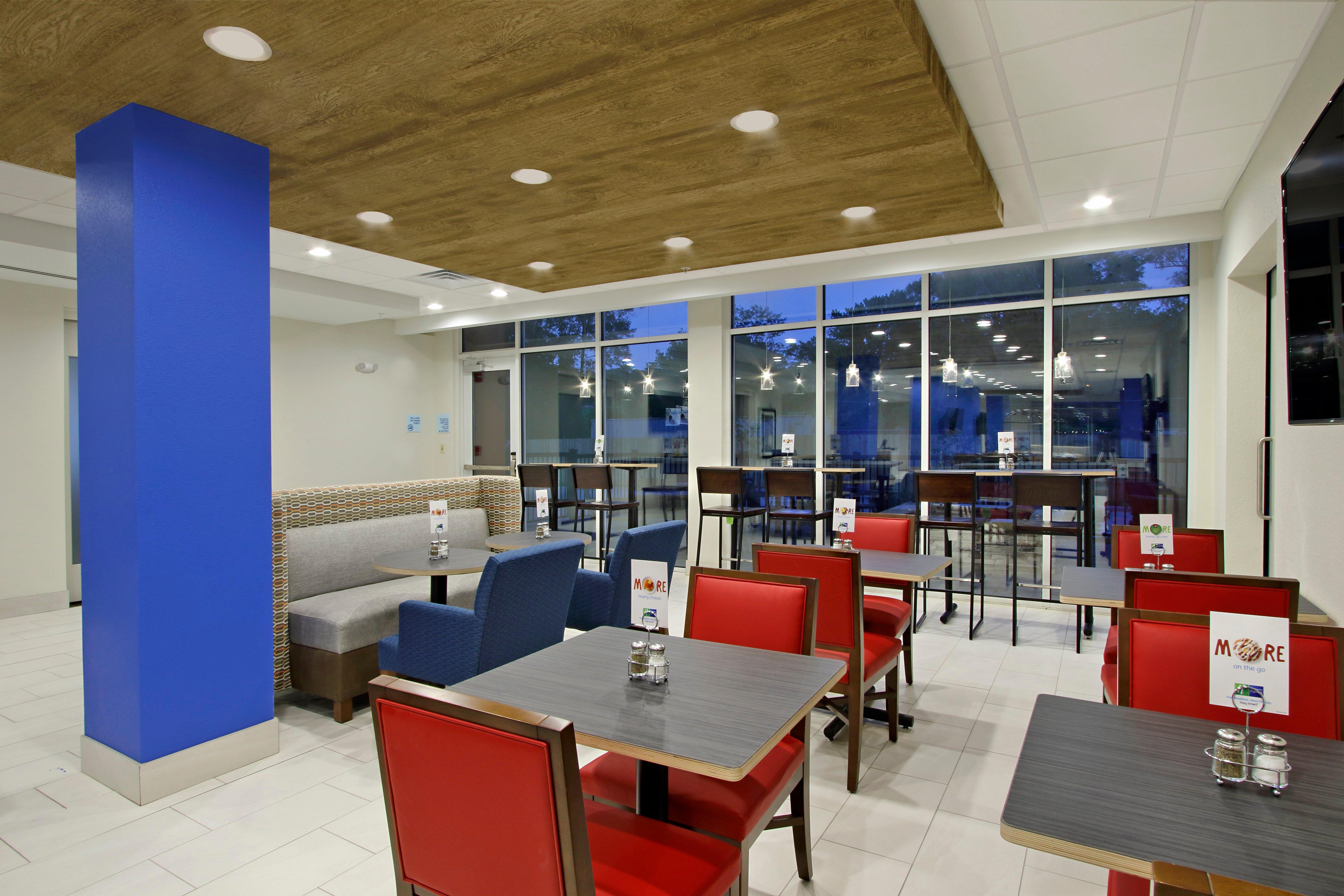 Holiday Inn Express & Suites Columbus North By Ihg Exteriér fotografie