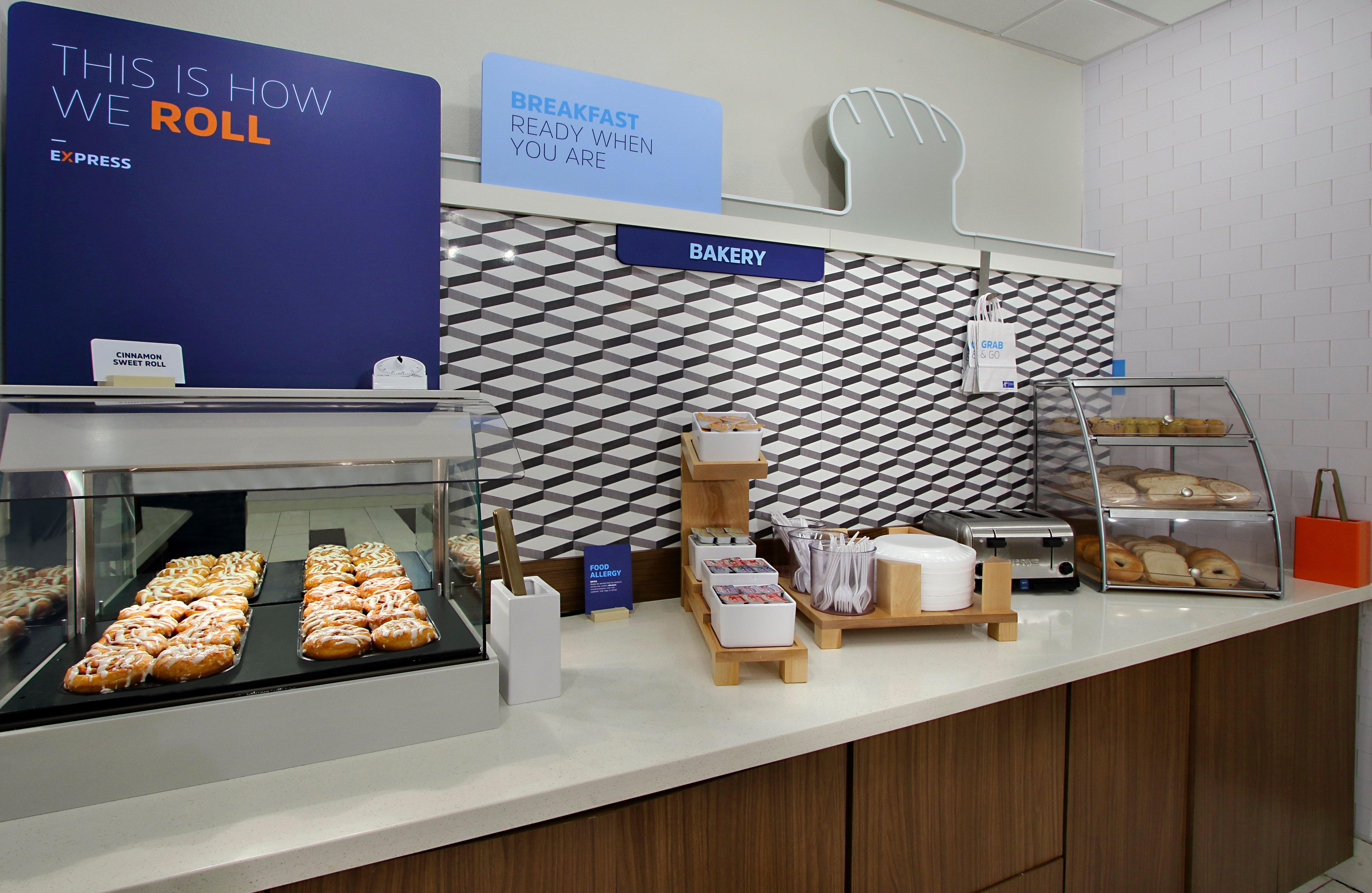 Holiday Inn Express & Suites Columbus North By Ihg Exteriér fotografie